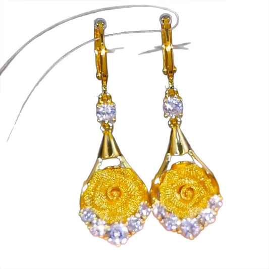 【🎁Vánoční nabídka🎄】Elegantní náušnice s růžemi ze síťoviny