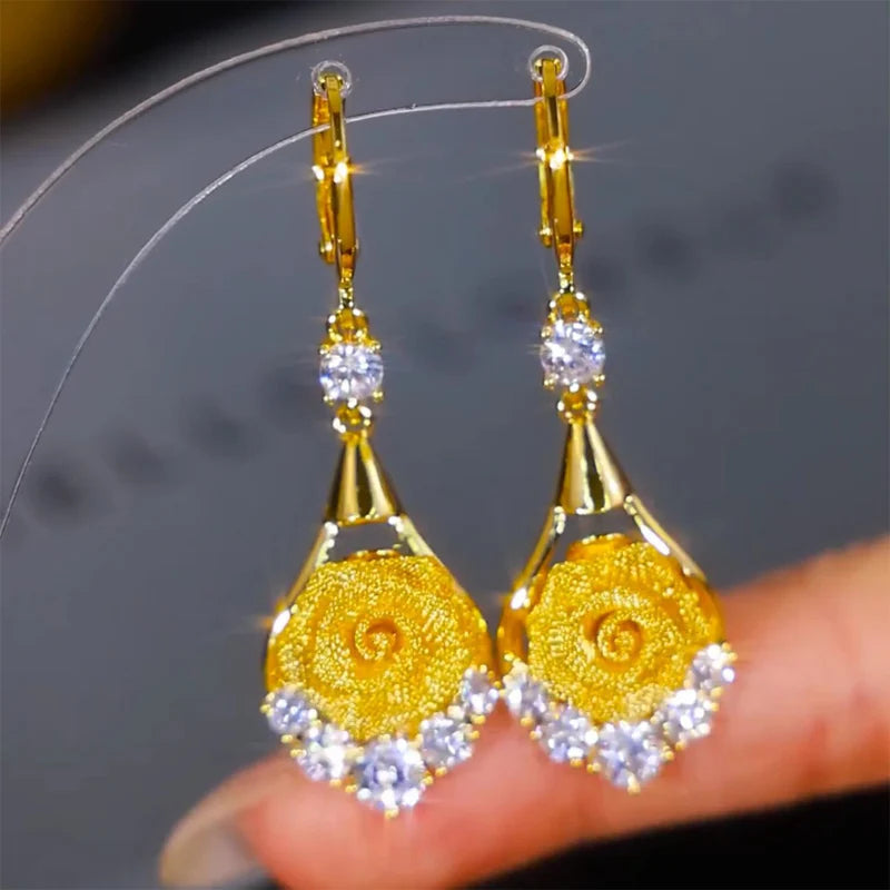 【🎁Vánoční nabídka🎄】Elegantní náušnice s růžemi ze síťoviny