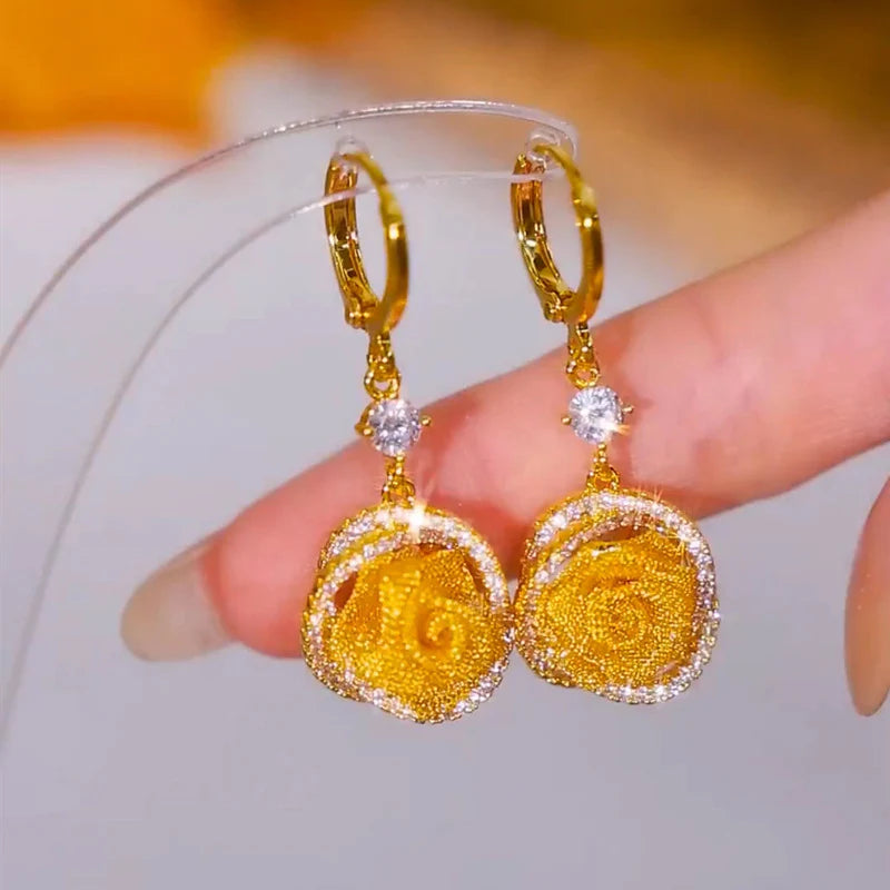【🎁Vánoční nabídka🎄】Elegantní náušnice s růžemi ze síťoviny